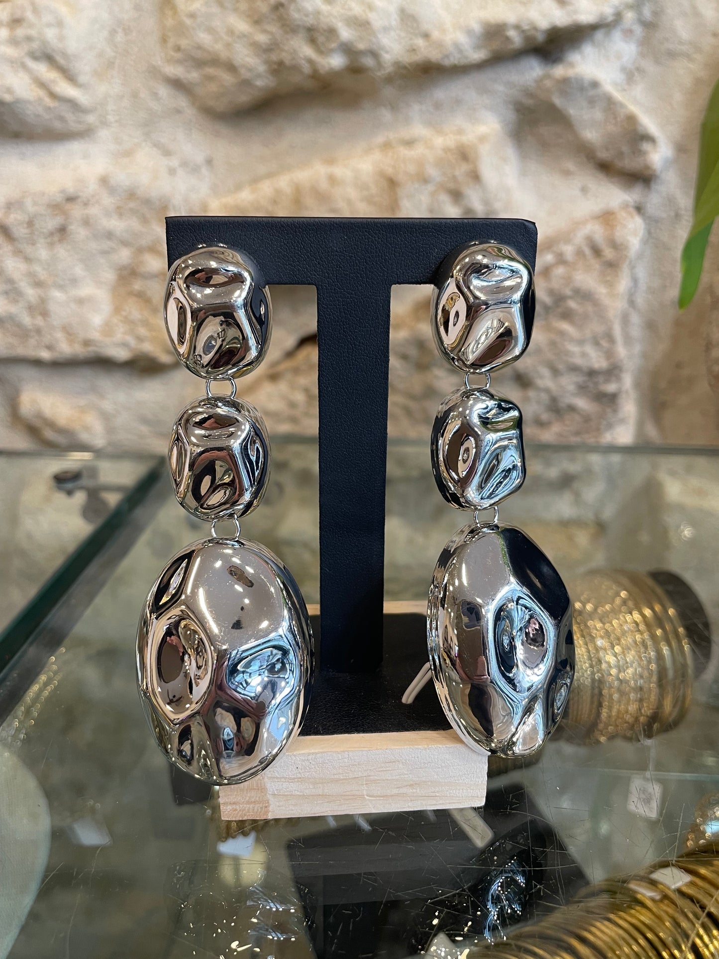 Boucles d'oreilles Marylin en laiton argenté