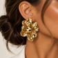 Boucles d'Oreilles Lila Fleur Dorée Martelée