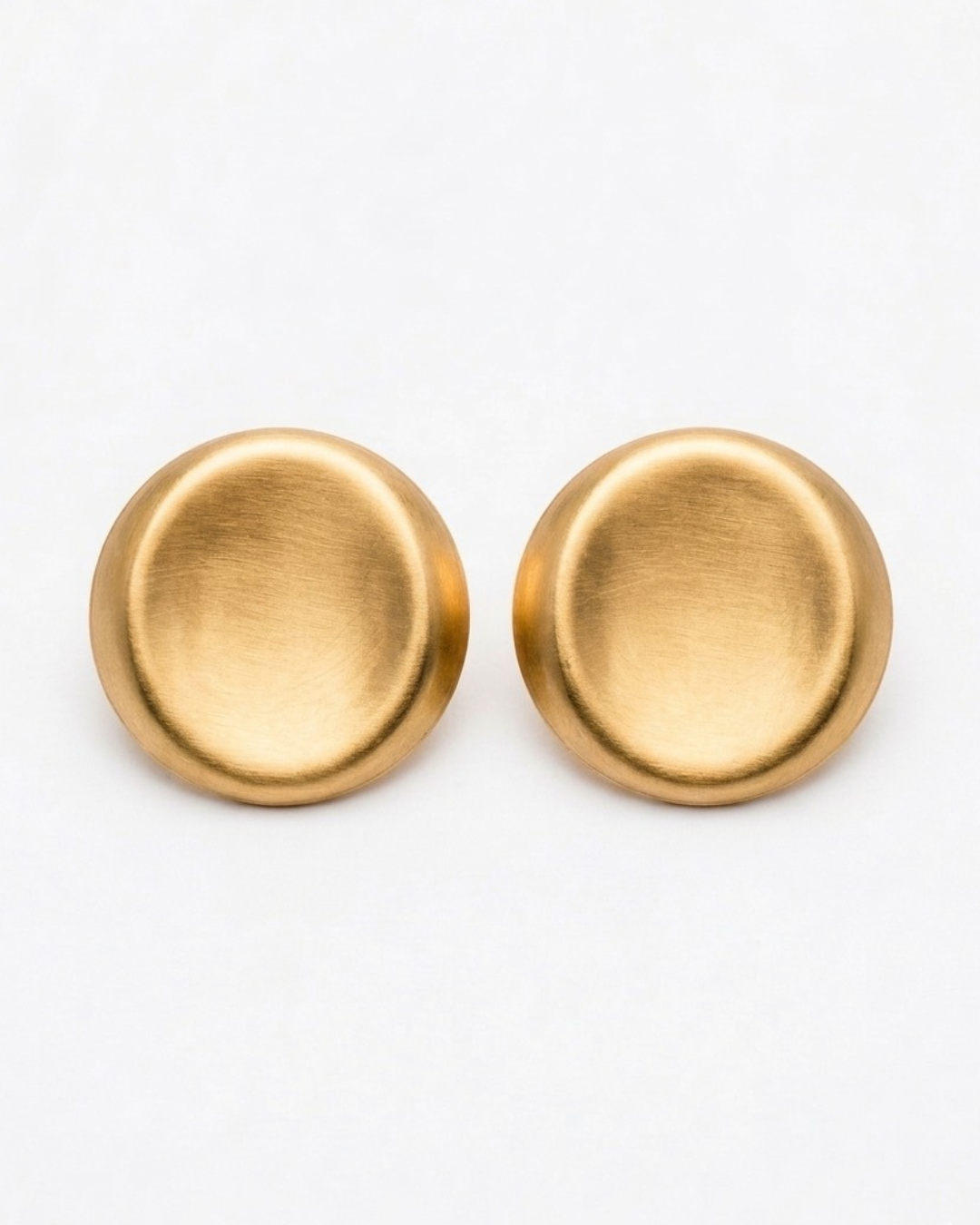 Boucles d'oreilles rondes Mila en laiton doré brossé